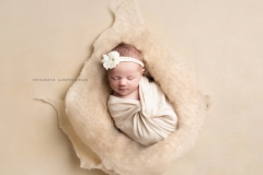 Newborn-Baby_Fotografie_Fotografie-Gumpenberger_101